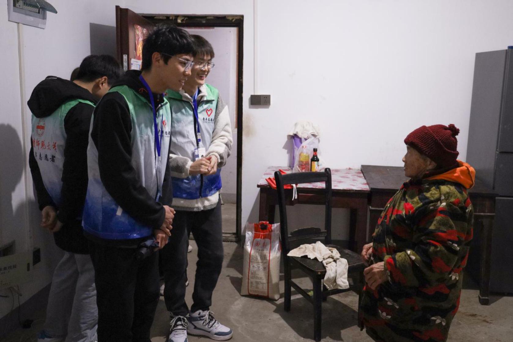 詢問老人情況3